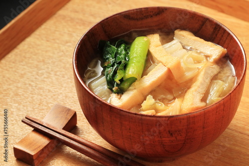 油揚げの味噌汁