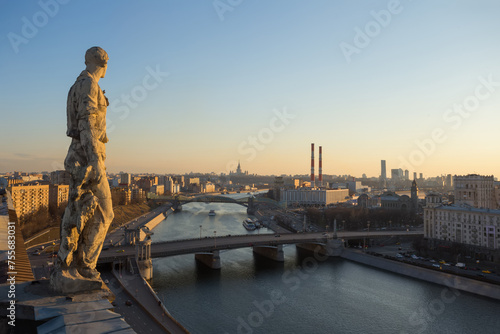  Sculpture of worker on building (Smolenskaya Embankment 2a was built in 1956), Borodinsky bridge, Khmelnitsky Bridge photo