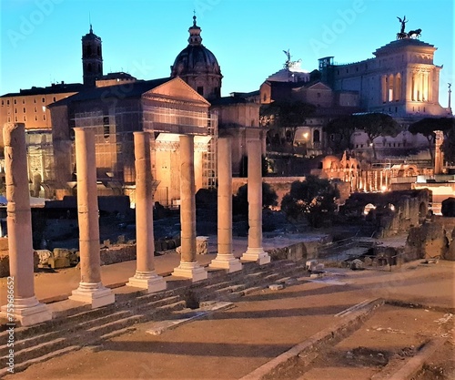 Roma Fori Imperiali photo