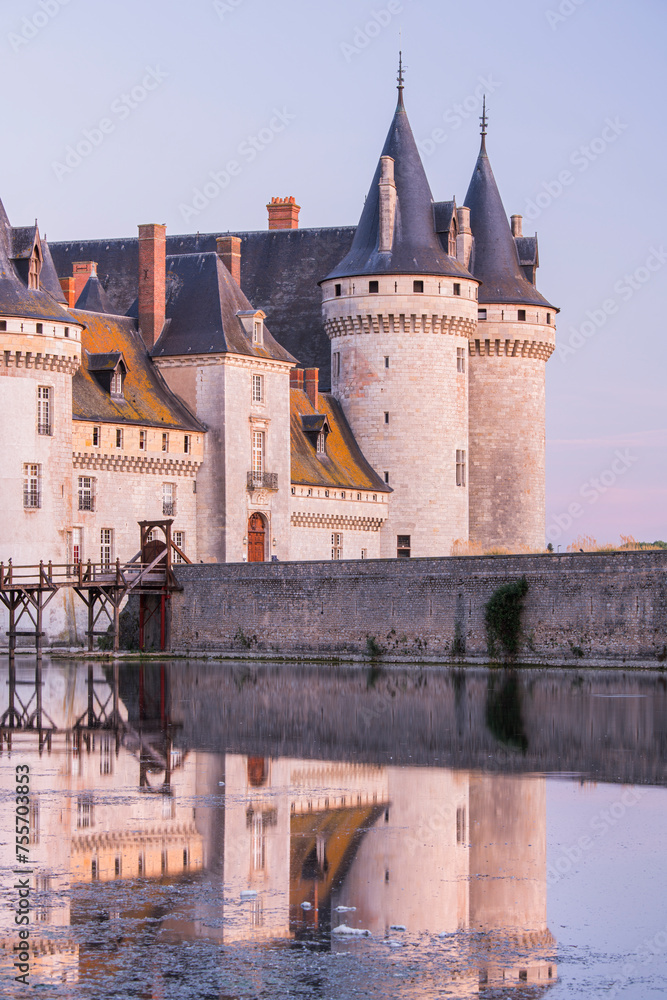 Sully-sur-Loire, Val de la Loire, Frankreich Sully-sur-Loire, Val de la Loire, Frankreich