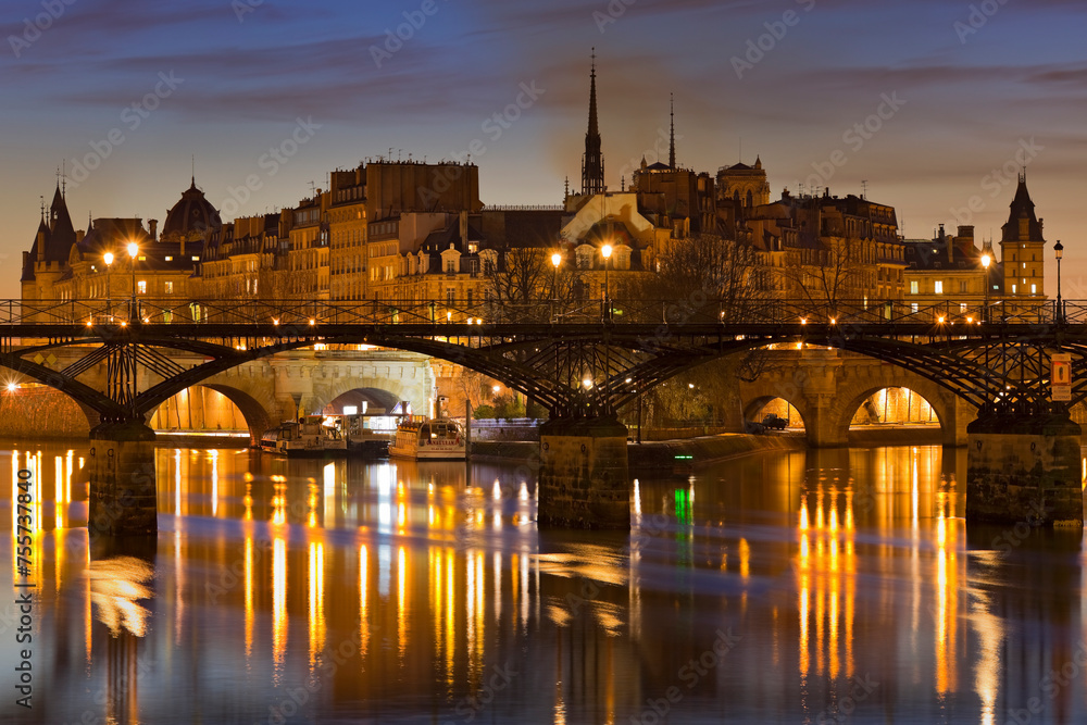 Frankreich, Paris, 4. Arrondissement, Hôtel de Ville, Pont des Arts, Seine - obrazy, fototapety, plakaty 