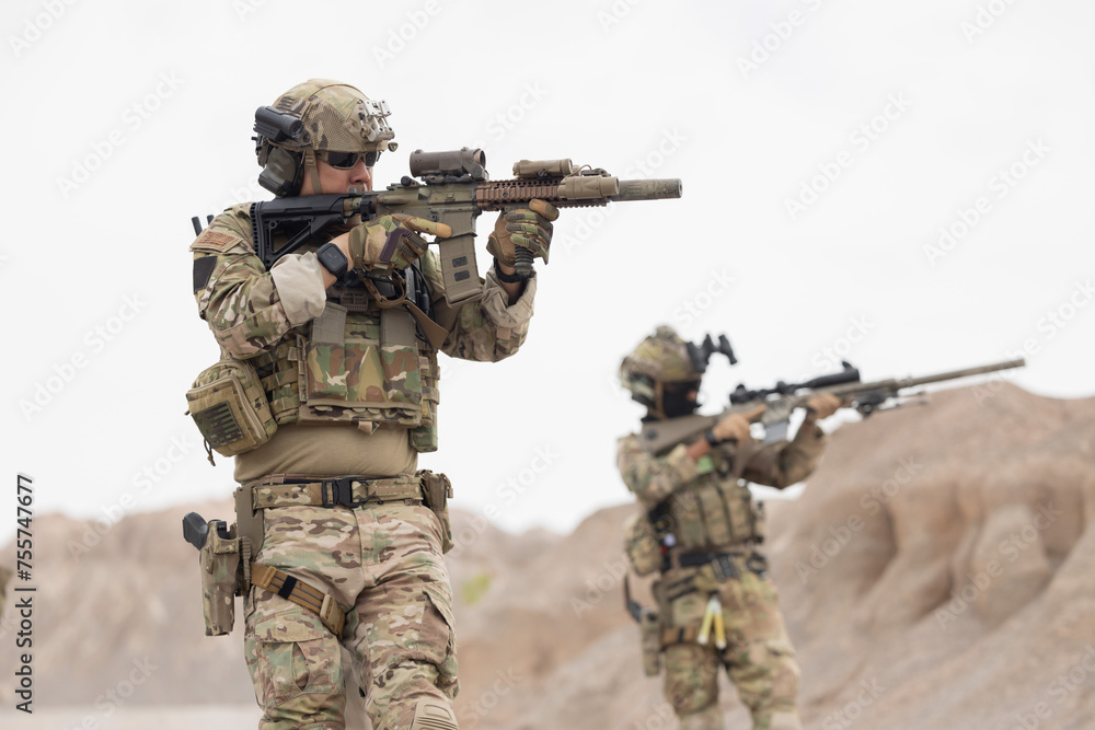 Fototapeta premium Soldiers patrol patrols in afghanistan
