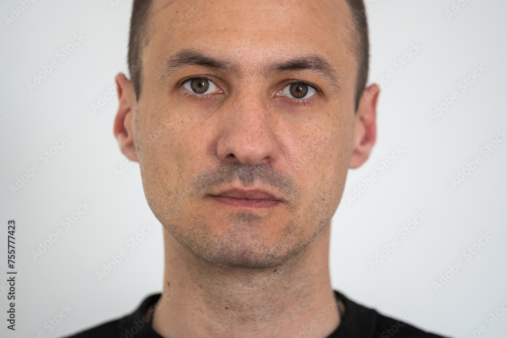 Obraz premium Happy young man isolated on white background.