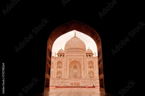 Taj Mahal ivory-white marble mausoleum Best Example of Mughal architecture in 17th Century with a blend of Indian, Persian, and Islamic styles