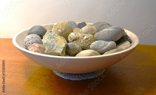 Pebble bowl