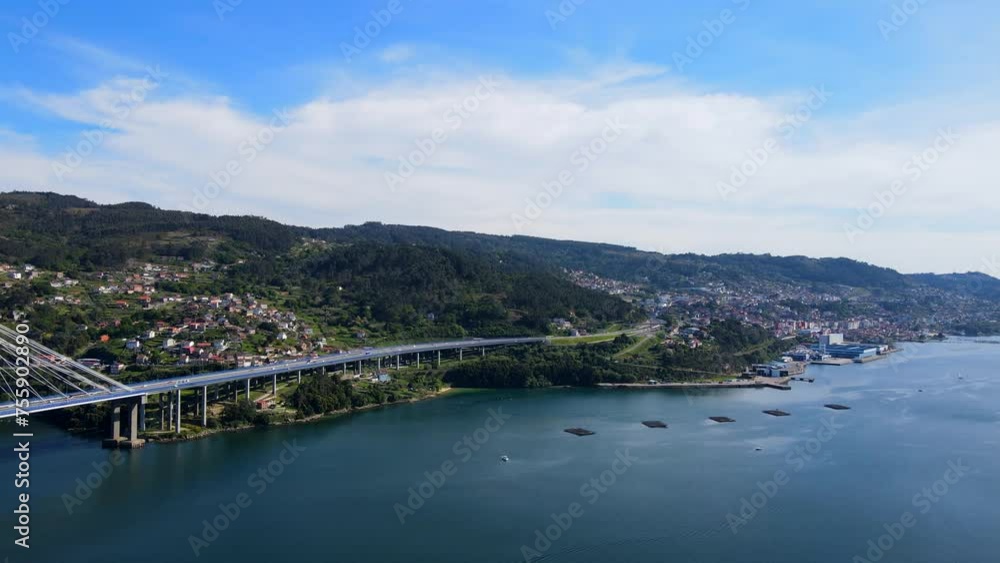 Puente de Rande y Ría de Vigo.