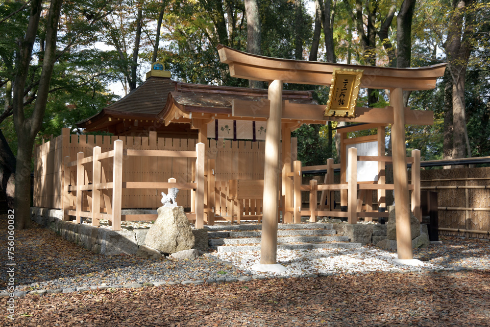 Obraz premium 下鴨神社 二十二所社 京都市左京区