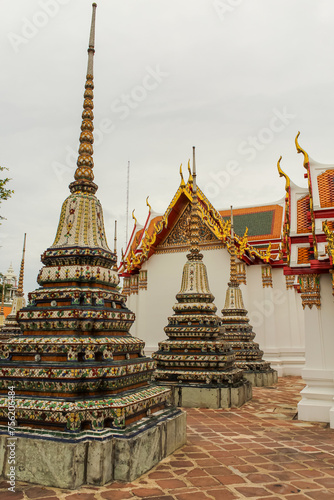 Wat Phra Chetuphon Wimon Mangkhalaram Ratchaworamahawihan, Bangkok, Thailand