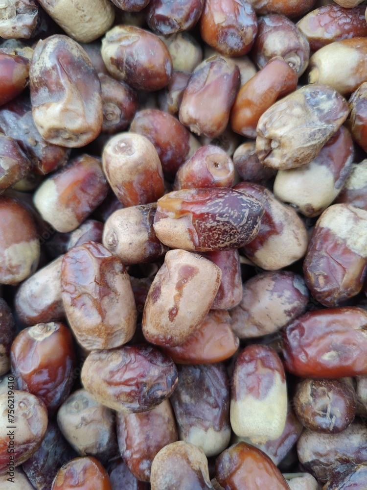 Special gift of dates for ramadan. Special gift of dates for ramadan.