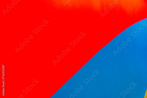 Canvas-taulu frame with two strong colors, red and blue framed in an asymmetrical way