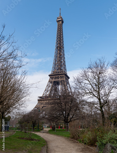 Fototapeta Naklejka Na Ścianę i Meble -  Eiffel tower, Paris, France