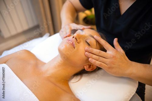Renew and Rejuvenate  Expert Massage for Facial Bliss