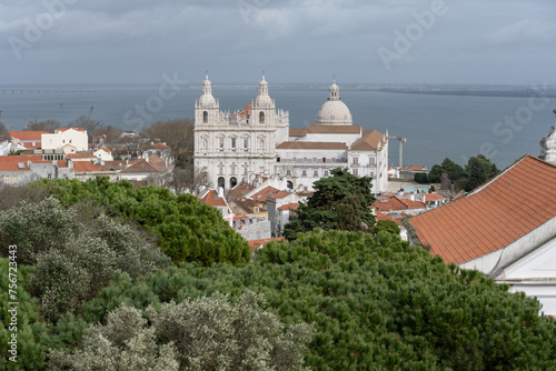 Obraz na płótnie architectural view of lisbon portugal w salonie