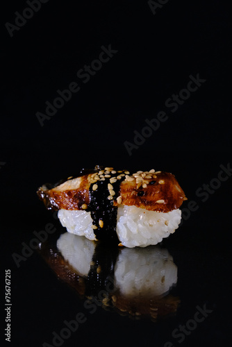 Sushi, Nigiri de Anguila ahumada