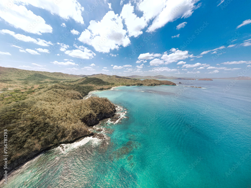 Fototapeta premium beach with sky and clouds