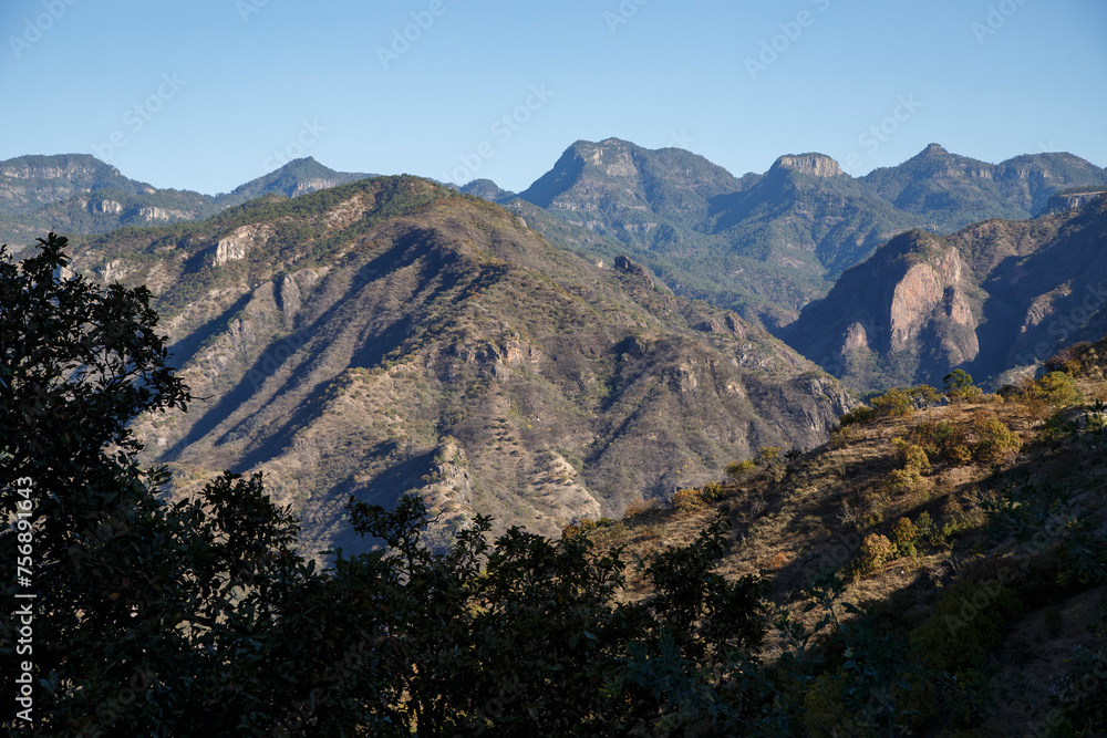 Sierra de durango. Formaciones rocosas de la naturaleza, Orografía de Mexico. Semidesierto.