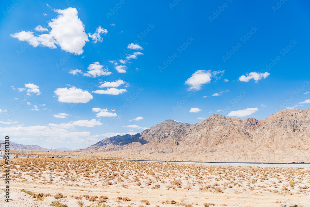The vast uninhabited land on the national highway from Xinjiang, China to Qinghai