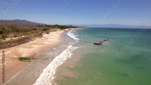 Playa costera mexicana vacaciones.  photo