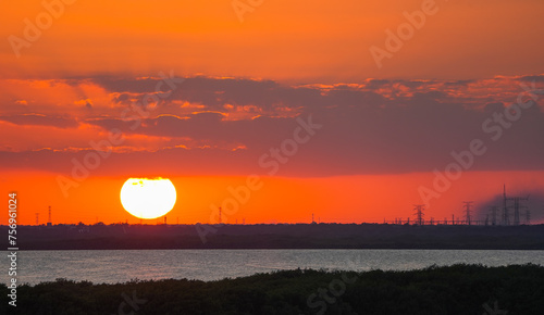 landscape of sun over horizon sea during sunset © nd700