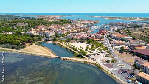 Vue aérienne de Gruissan, de la Tour Barberousse, Aude, Occitanie, France	 photo