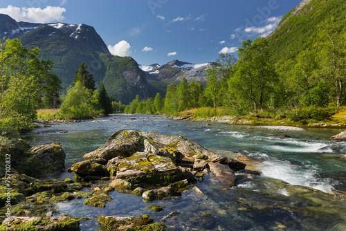 Fluss Valld  la  Meiadalen  M  re og Romsdal  Norwegen