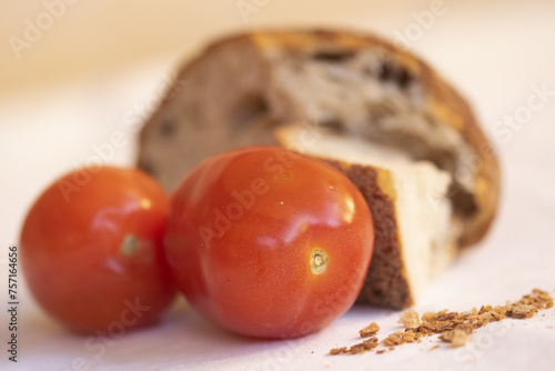 bread and fresh tomatoes