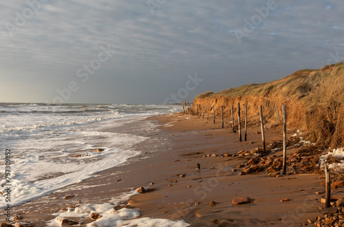 Érosion de la plage et des dunes de la Paracou par la grande marée de Mars 2024 - Les Sables d'Olonne, France