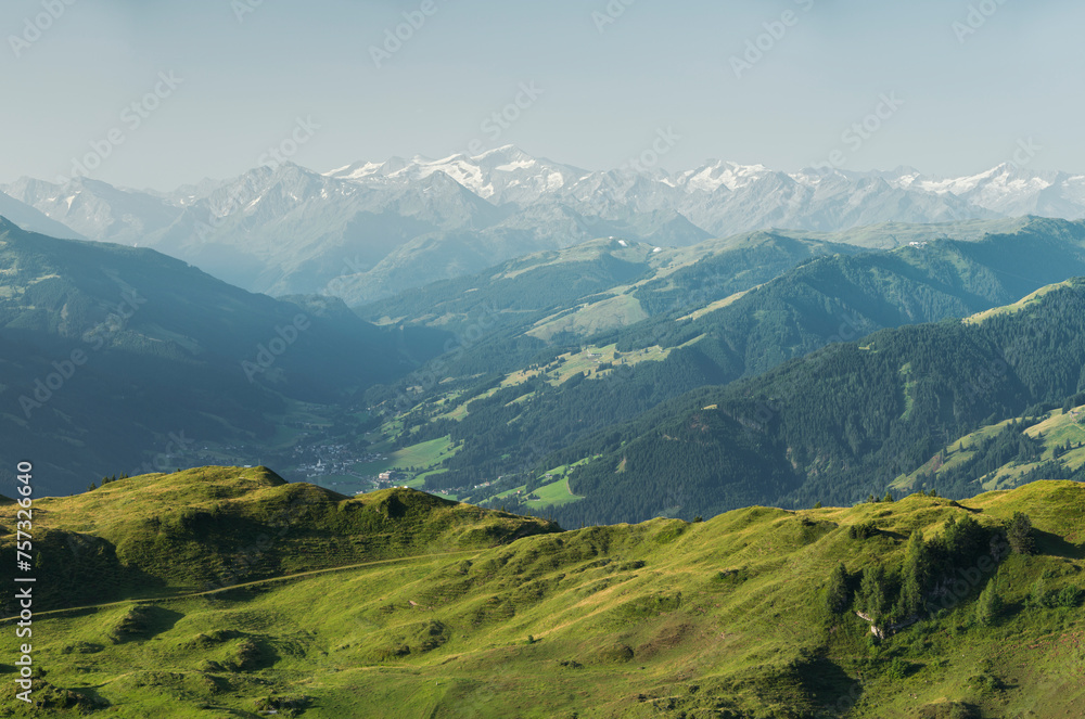 Blick vom Kitzbüheler Horn zum Großvenediger, Pass Thurn, Kitzbüheler Alpen, Kitzbühel, Tirol, Österreich