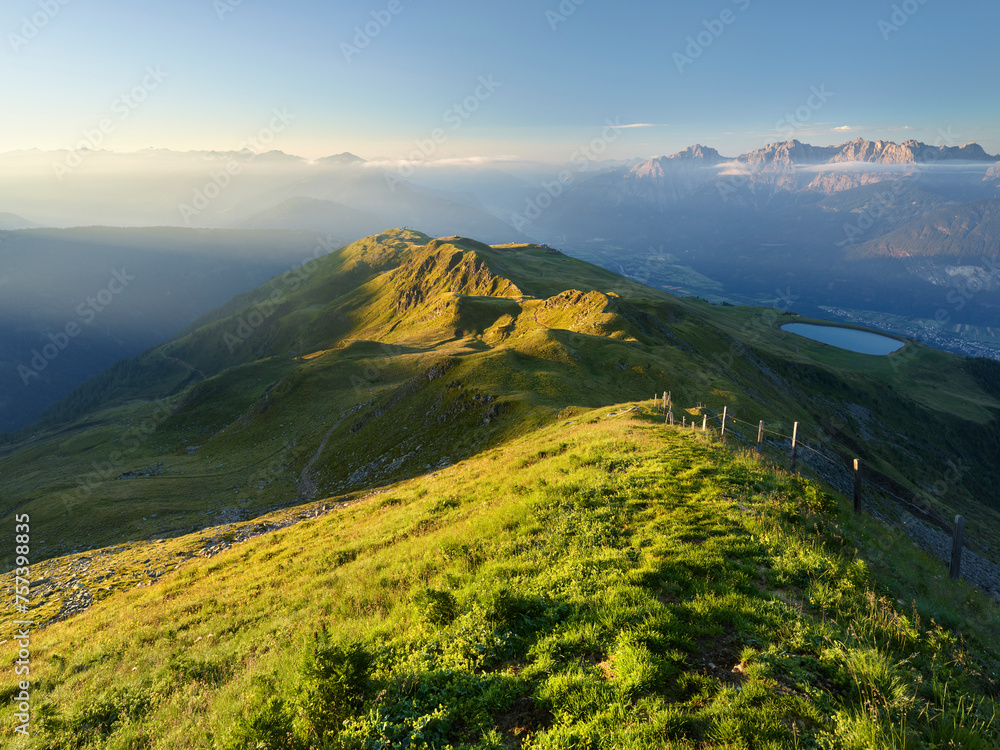 Blick vom Zettersfeld zu den Lienzer Dolomiten, Neualplschneid, Drautal, Lienz, Osttirol, Tirol, Österreich