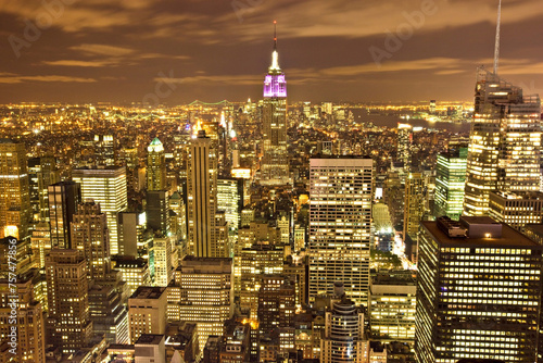 Dusk in New York City  Urban Twilight  4K Ultra HD 