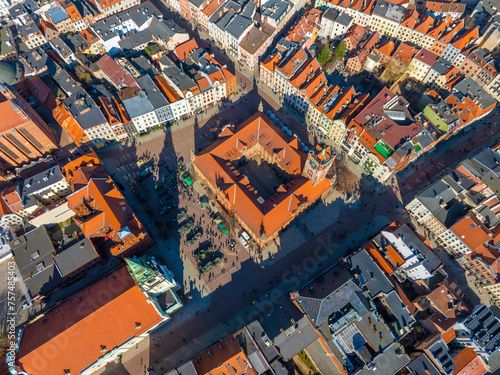 Obraz na płótnie Aerial panoramic view of historical buildings and roofs in Polish medieval town Torun w salonie