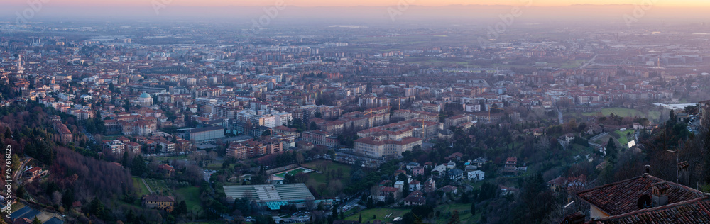 Obraz premium Panoramic view of cityscape Bergamo, aerial view to the city in the mountain valley, Lombardy, Italy.