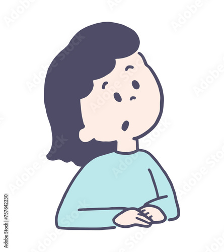 上を見上げる女性　上半身