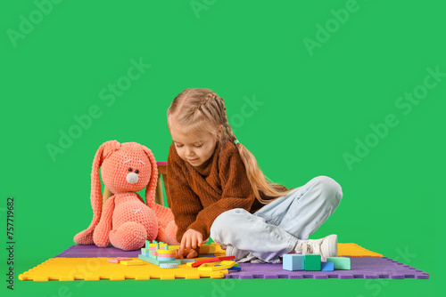 Little girl with autistic d...