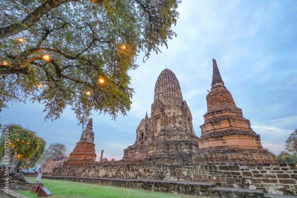 Wat Ratchaburana, Ayutthaya Province, Thailand, is the oldest temple built in 1424. See pictures of the old remains until today, taken on 26-01-2024. Wat Ratchaburana, Ayutthaya Province, Thailand, is the oldest temple built in 1424. See pictures of the old remains until today, taken on 26-01-2024.