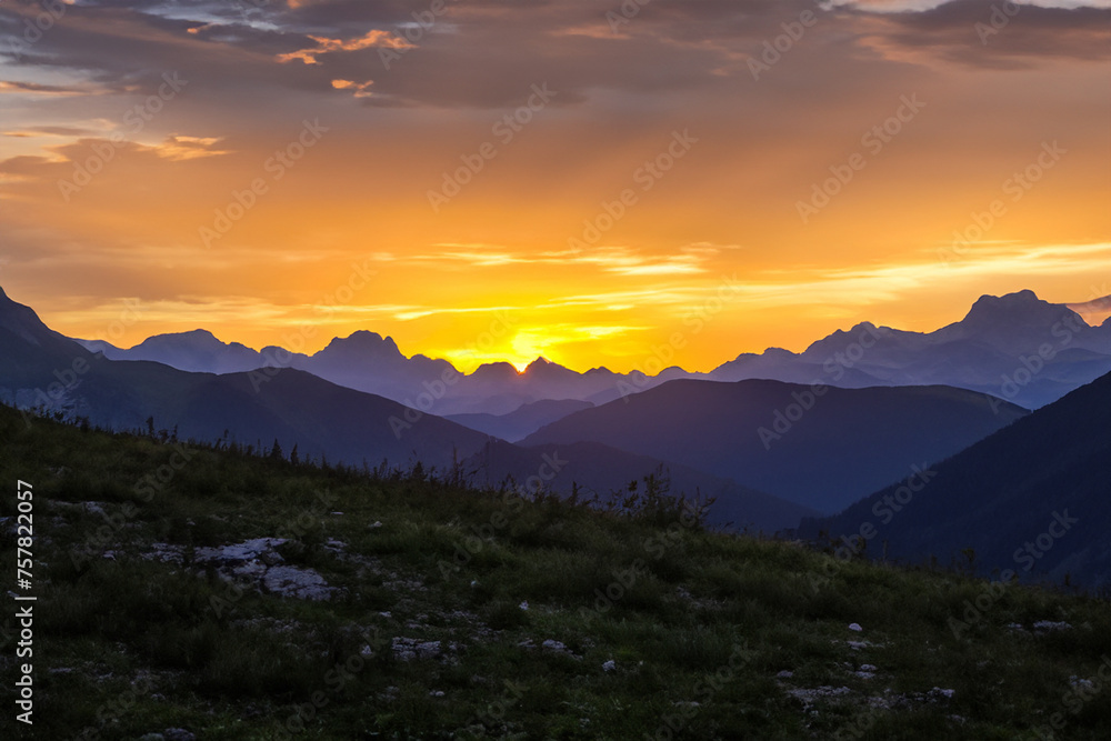 Fototapeta premium Sunset at mountain background