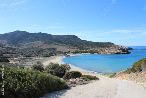 Wallpaper Mural Anfahrt auf Livadia Beach auf Antiparos Torontodigital.ca