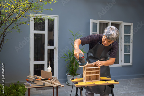 DIY woodworking for retirees. Woodworking projects for seniors.
