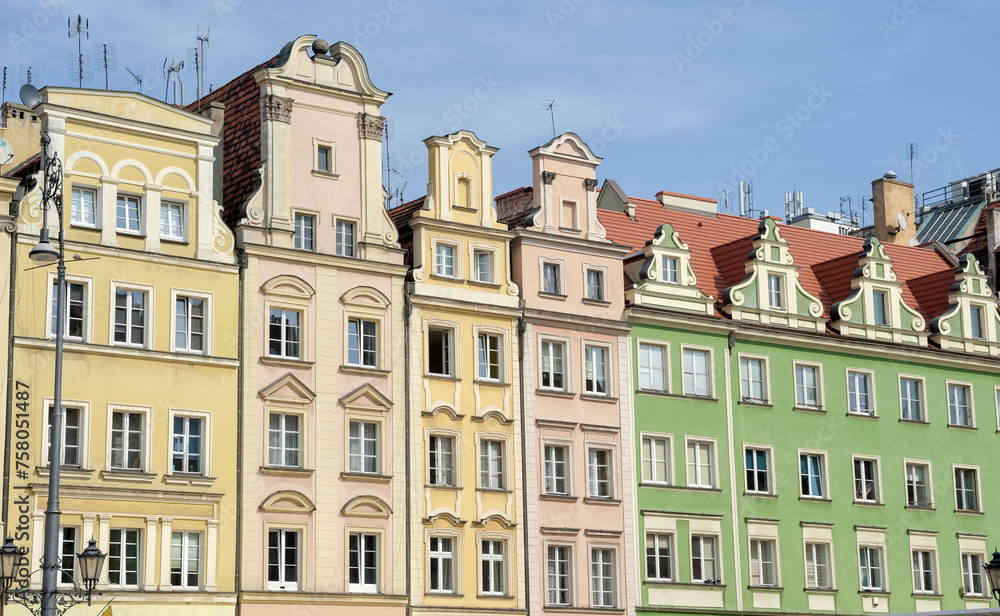 Wroclaw, Poland, Polska, Lower Silesia, Dolnoslaskie, market square (Rynek) with the colorful houses of the city