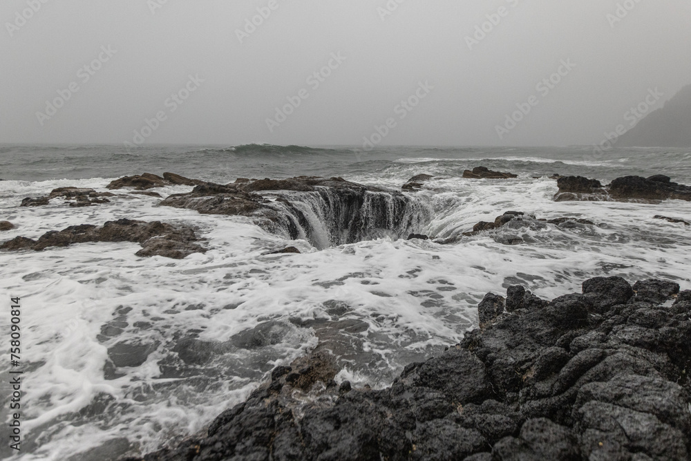 Thor's Well, Cape Perpetua, Oregon.