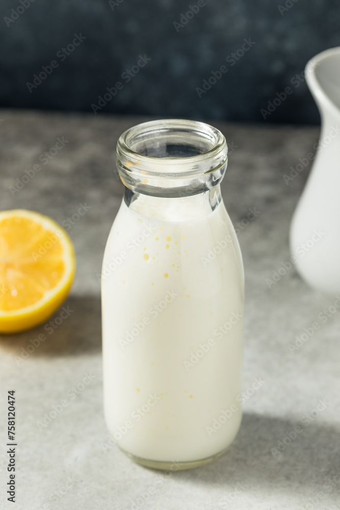 Cold Refreshing White Buttermilk Cold Refreshing White Buttermilk