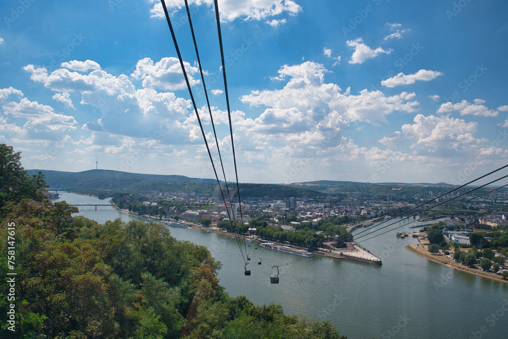 Blick auf den Rhein und Stadt Koblenz - obrazy, fototapety, plakaty 