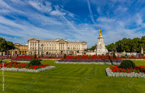 Buckingham Palace in London photo