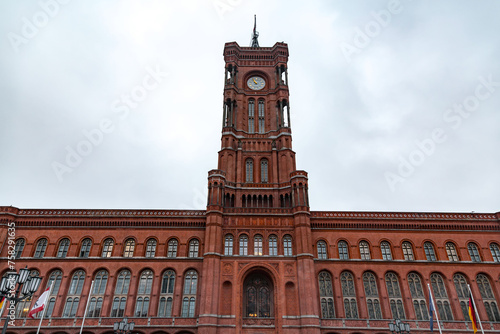 Rotes Rathaus or The Red Ci...