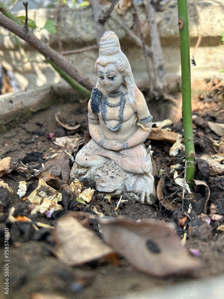 Marble Shiva Statues, white stone hindu lord Shiv
Marble Shiva Statues, white stone hindu lord Shiv