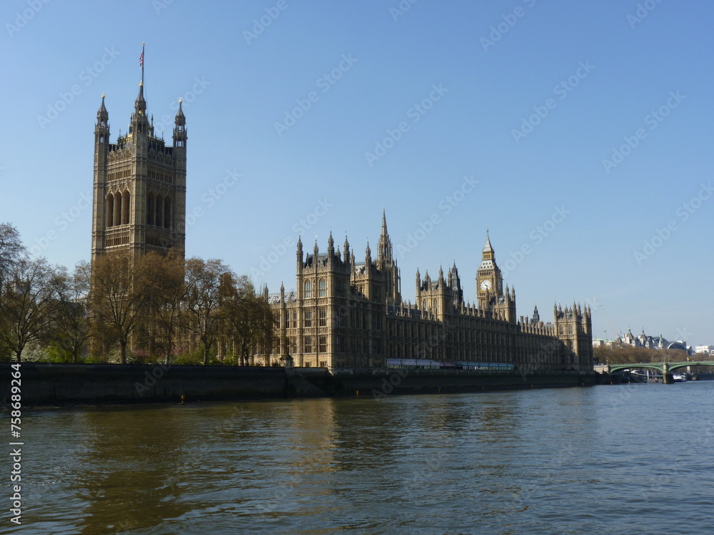 Palais de Westminster et Tamise à Londres