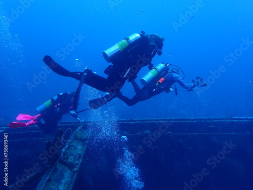 Wallpaper Mural scuba diving underwater world  Torontodigital.ca