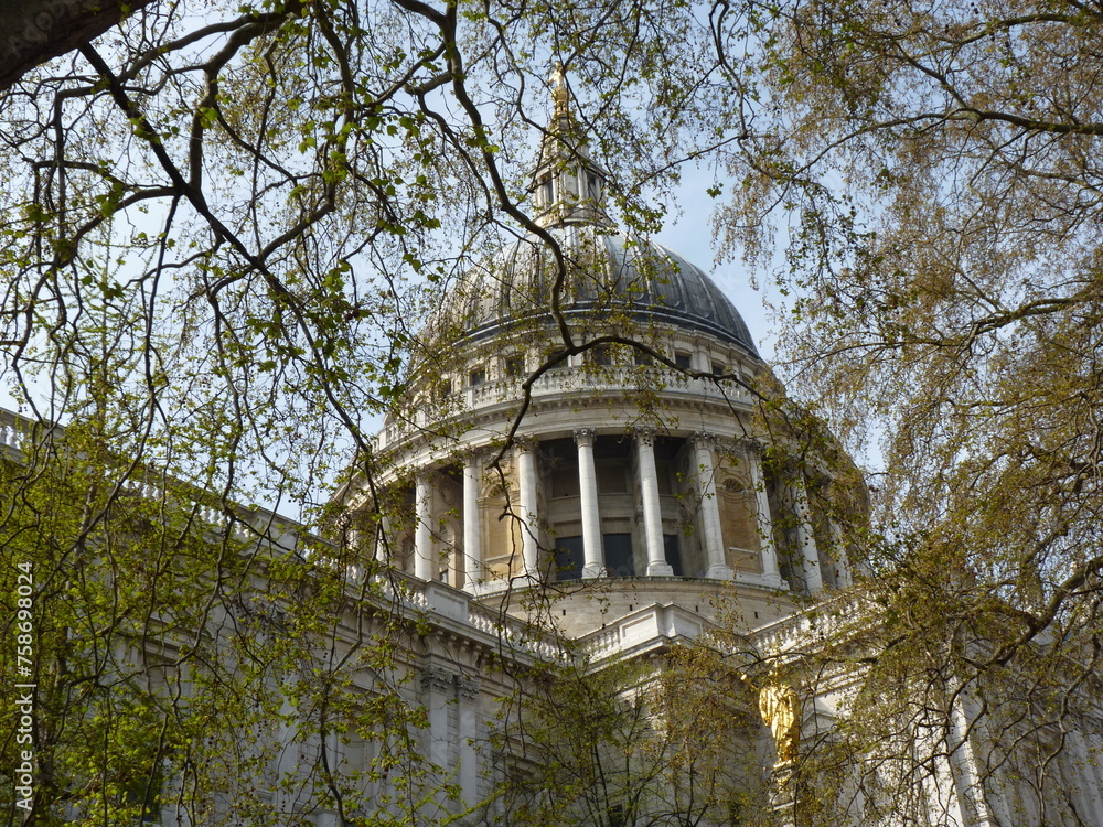 Fototapeta premium Dôme de la Cathédrale Saint-Paul de Londres