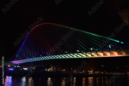 Puente Bilbao denoche © Alba