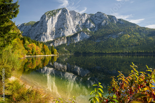Blick auf die Trisselwand, Altausseer See, Altaussee, Salzkammergut, Steiermark, Österreich photo